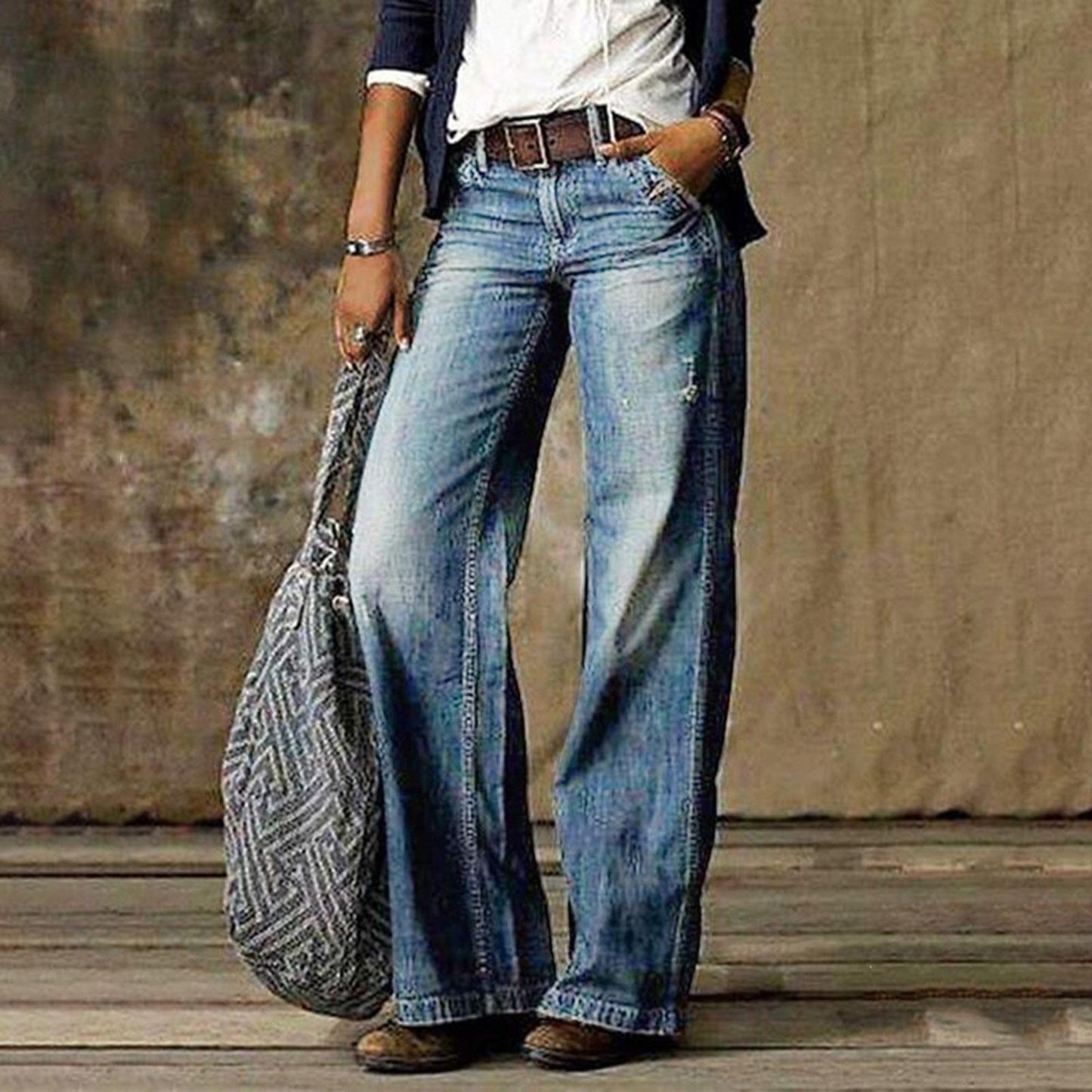 Casual Straight-Leg Jeans